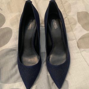 NIB MICHAEL Michael Kors Blue kitten heel Size 6.5